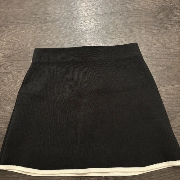 Zara Mini skirt - Picture 1 of 3